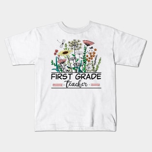 First Grade Teacher Wildflower Back To School Floral Outfit Kids T-Shirt